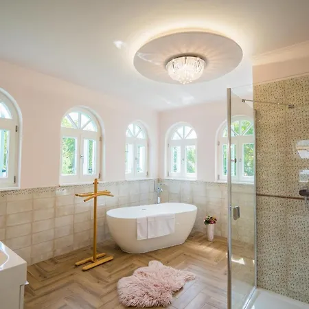 Harmony Boutique Apartment *