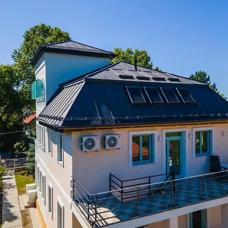 Harmony Boutique アパート